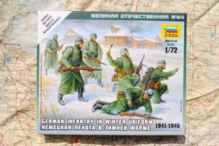 Zvezda 6198 German Infantry in Winter Uniform